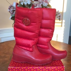 Tory Burch size 8 Red Puffer Boot
